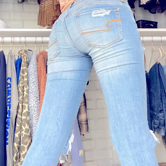 American eagle ripped jeans - Picture 3 of 3